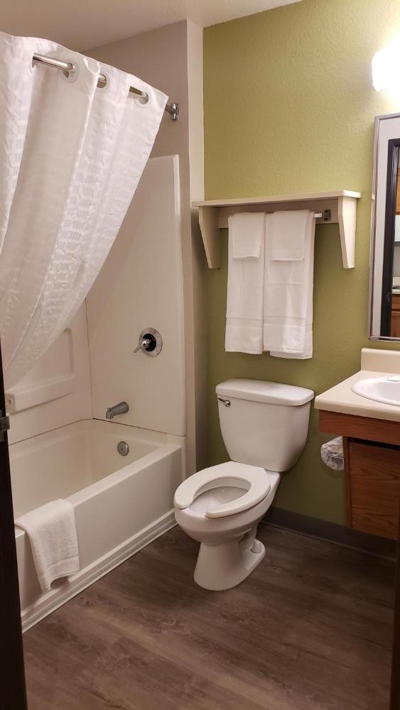 WoodSpring Suites Kansas City Mission